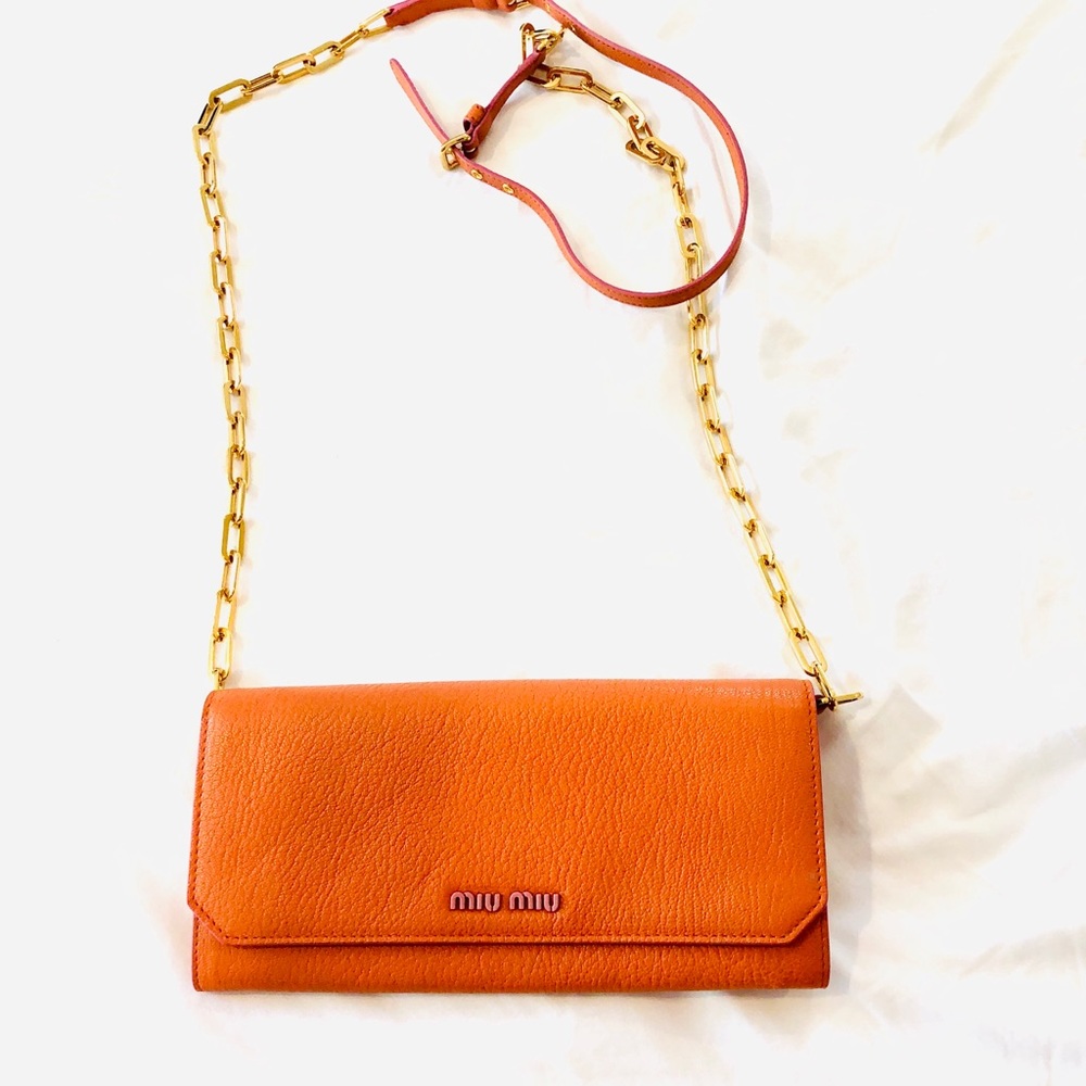 Miu Miu Crossbody Wallet on Chain
